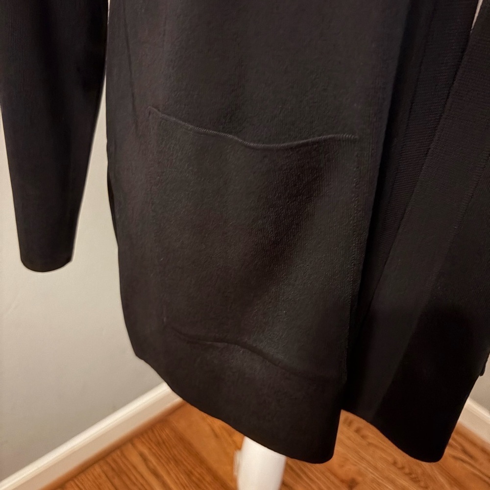 Exclusively Misook Black Open Front Cardigan
Size: Medium - Picture 2 of 8